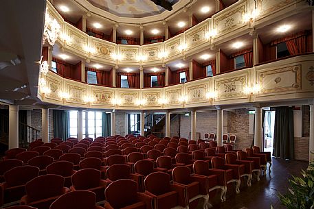 San Vito al Tagliamento(Teatro Arrigoni)